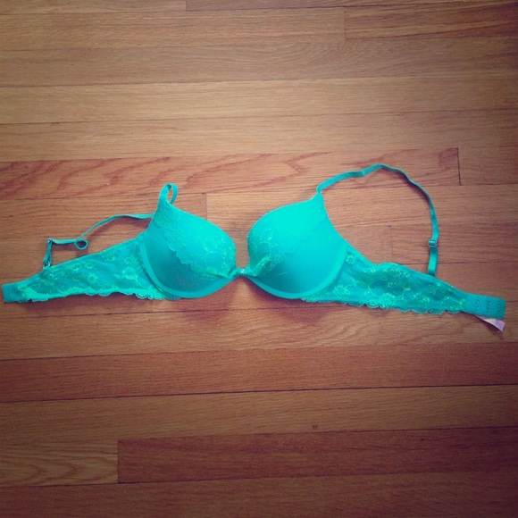 Victoria's Secret push-up bra 36B