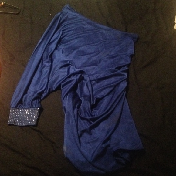 Prom/homecoming/club/banquet dress.