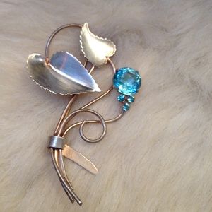 Sterling silver & blue topaz pin