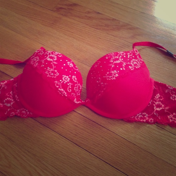 Victoria's Secret Red Push-Up Bra 34C