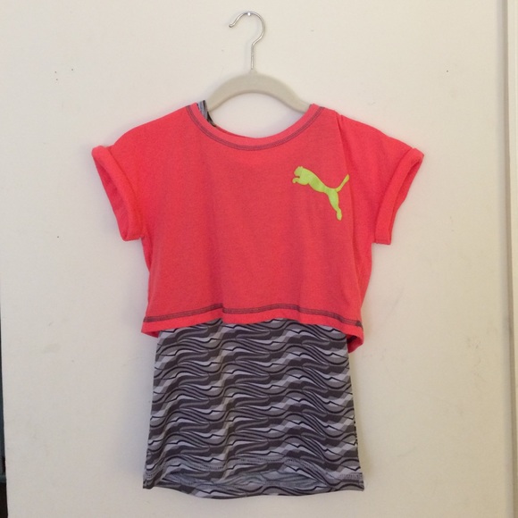 athletic top