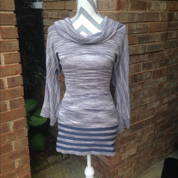 Like New Guess Sexy Sweater Dress - Size Small