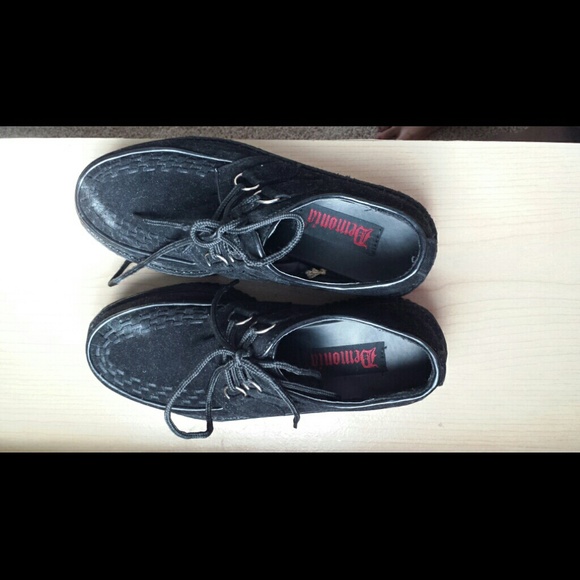Black DEMONIA creepers