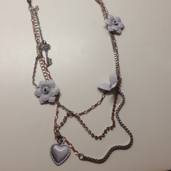 Free People necklace - Picture 2 of 3