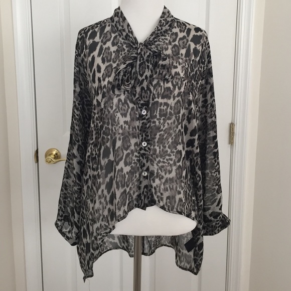 Forever 21 leopard top