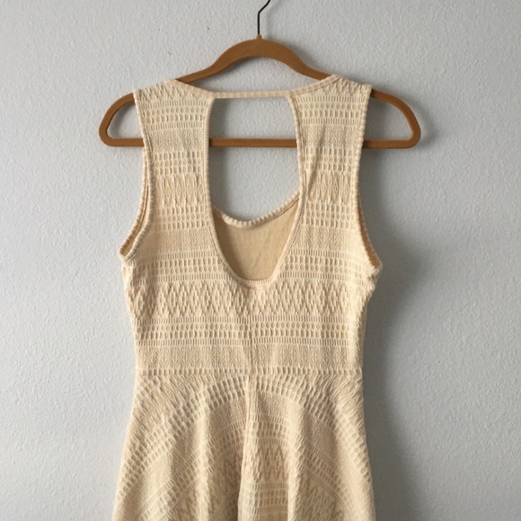 Pattern dress - Picture 2 of 4