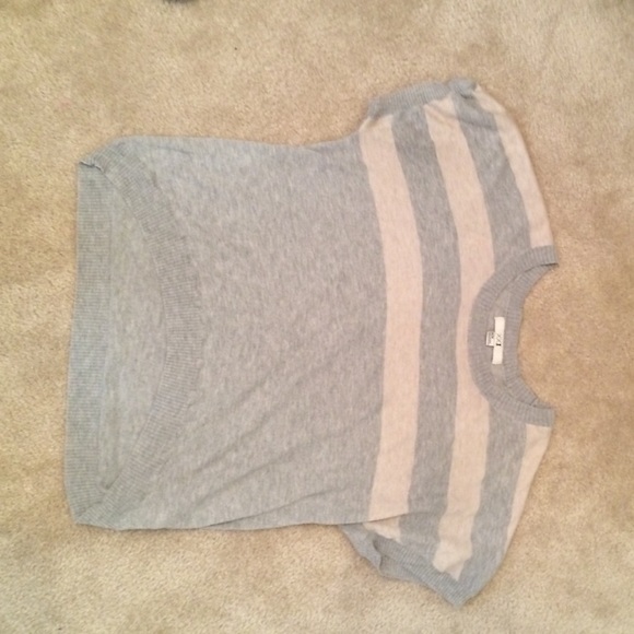 Asymmetrical tee - Picture 3 of 3