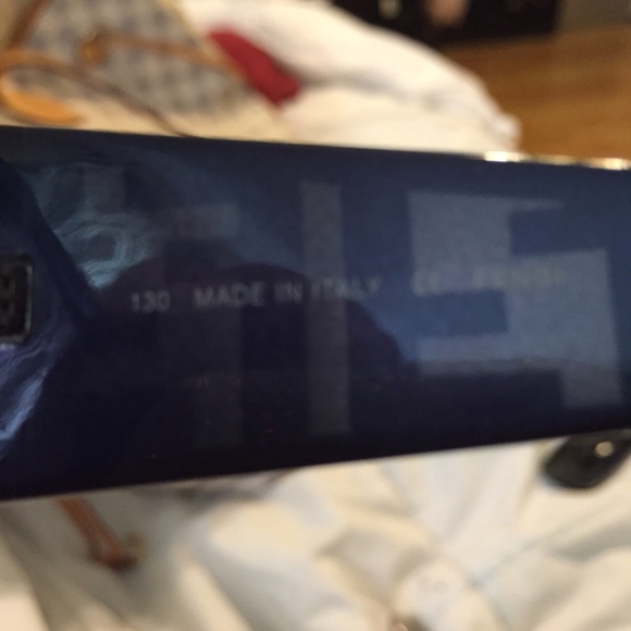 Fendi sunglasses 🚫Sold - Picture 4 of 4