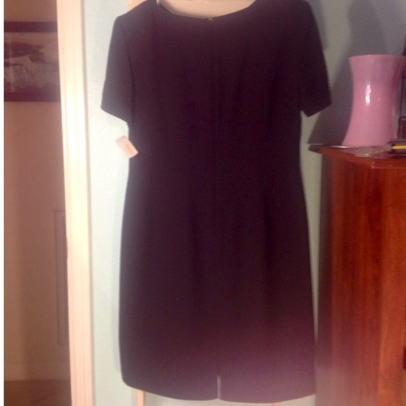 Silk Black Dress - Picture 4 of 4