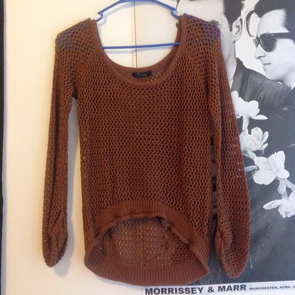 Timing crochet shirt