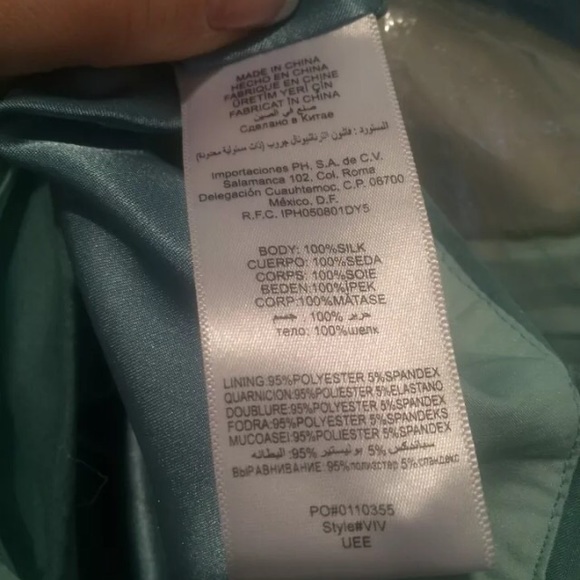 Bebe Dress - Picture 3 of 3