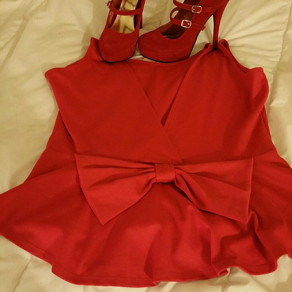 Bow back red peplum