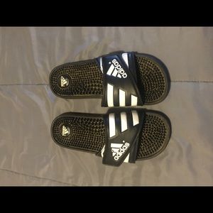 Womens adidas slide sandals size 7