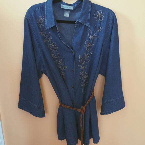 Vintage embroidered Jean jacket