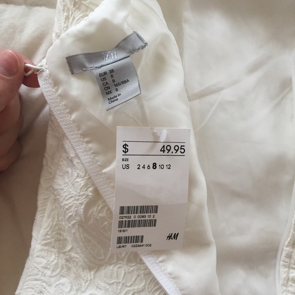 H&M dress 🌸 - Picture 3 of 3