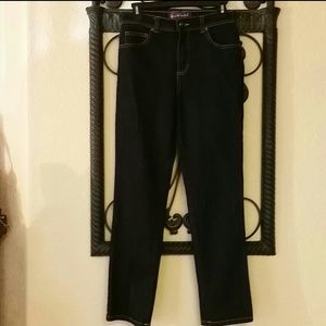 Gloria Vanderbilt straight leg jeans   6