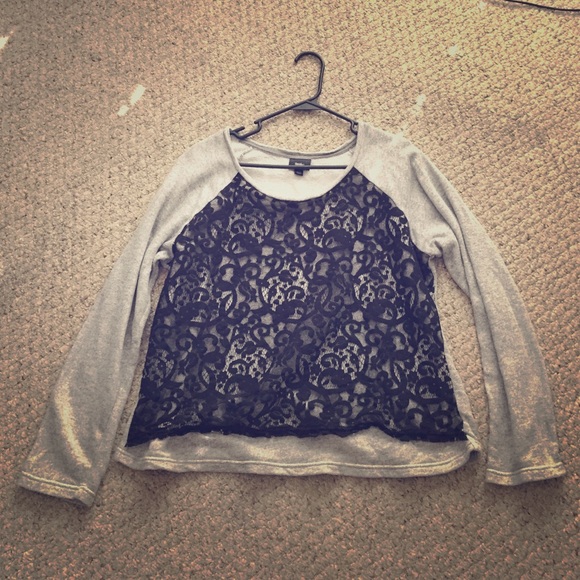 Gray Long Sleeved Shirt/Black Lace Pattern