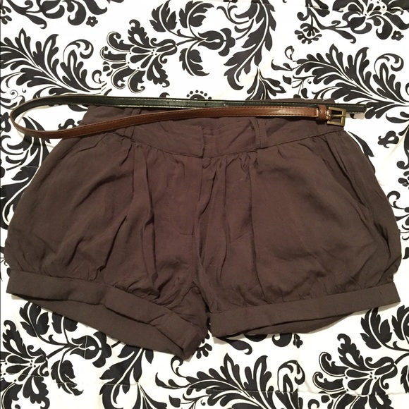🔷papaya Brown shorts with belt - Picture 2 of 4