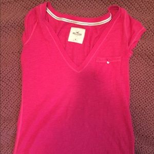 Hollister tee