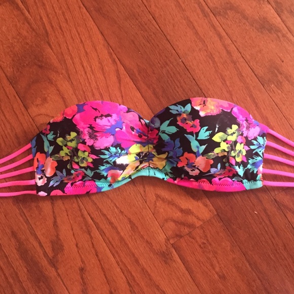 🌺Super cute bikini top