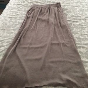 🎀LOFT long skirt 🎀