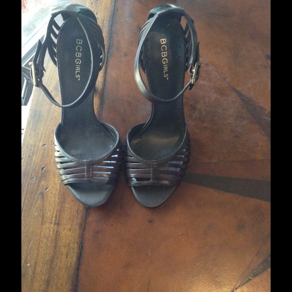 BCBGirls BROWN HEELS