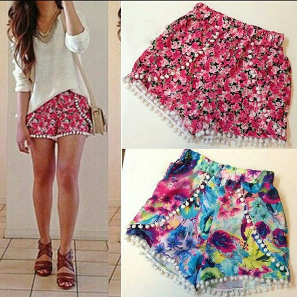 SALE Tassel Floral Print Shorts - Picture 4 of 4