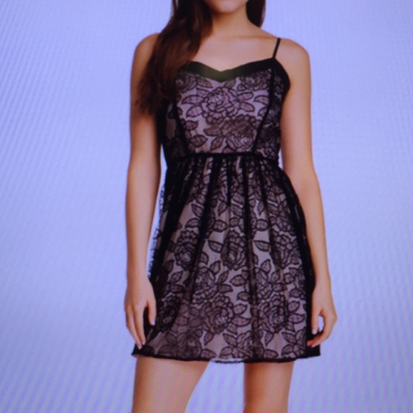 Jack by BB Dakota Light Weight Lace Dress
