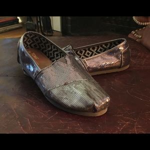 Sequin TOMS size 10