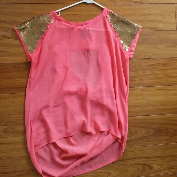Coral shirt