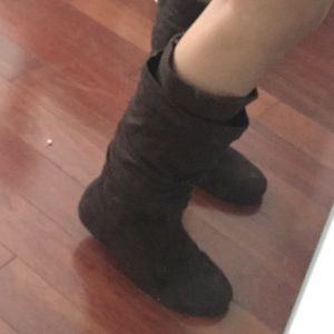Brown boots