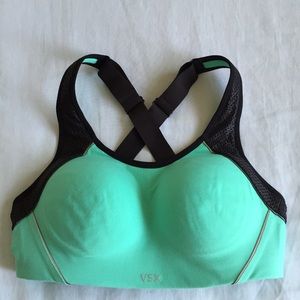 SOLD: Victoria's Secret Seafoam Green Sports Bra