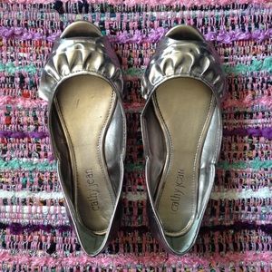 Cathy Jean Silver Ruffled Flats