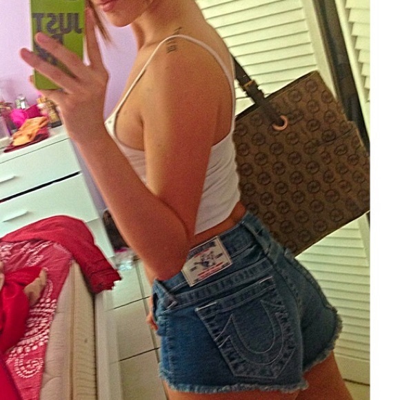 ❌❌SOLD❌❌ - Picture 2 of 3