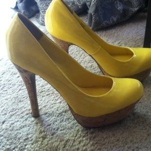 J Lo yellow heels