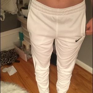 New white nike pants
