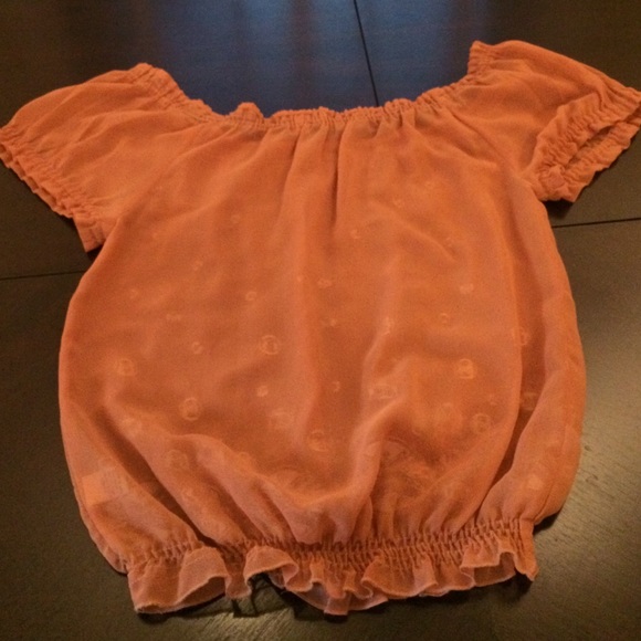 Kimchi & Blue Muted Coral Sheer Aztec Print Top - Picture 3 of 4