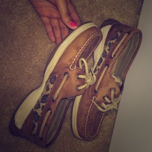 Sperrys!