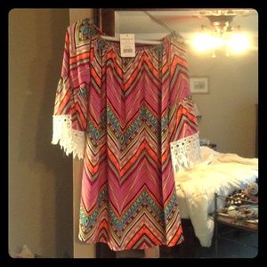Half-sleeve lace tunic (retro)