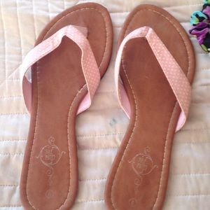 polka dot pink flip flops