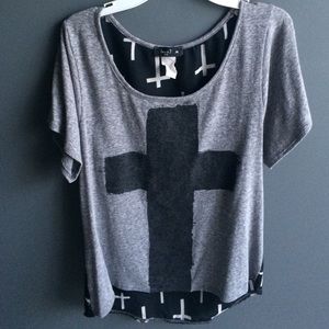 Sleeved grey shirt with sheer back