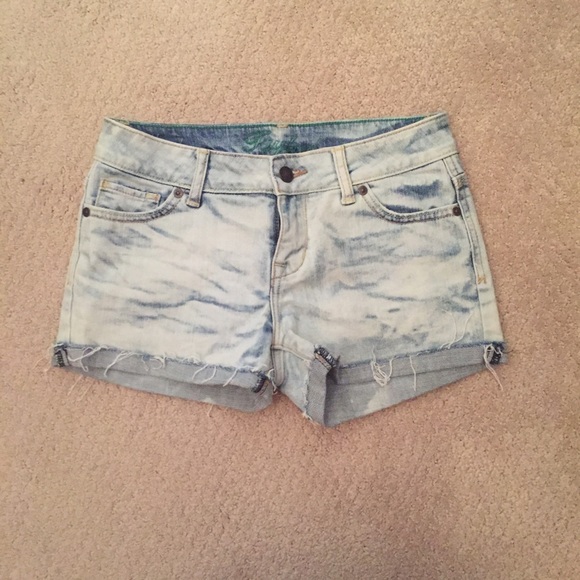 Denim - Delia's 'Taylor' Acid wash denim shorts