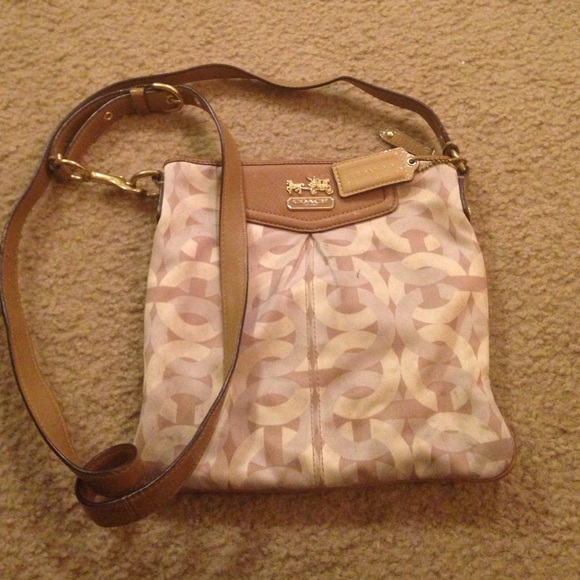 Cross Body coach purse.
