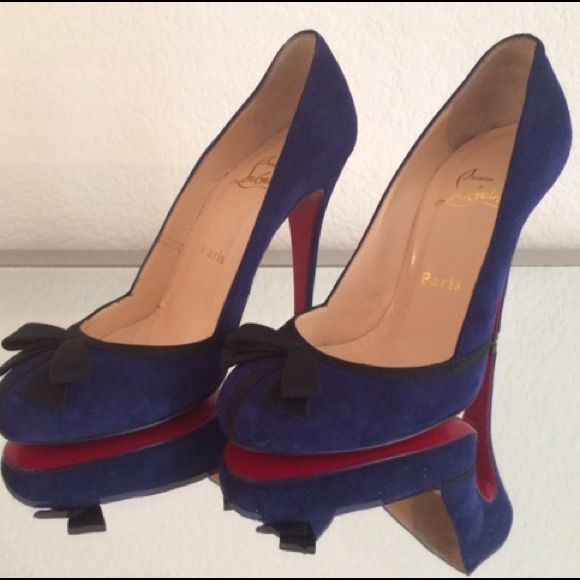 Christian Louboutin Indigo Suede Lavalliere Pumps - Picture 3 of 4