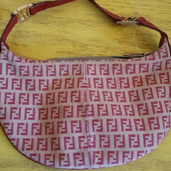 Small Fendi purse