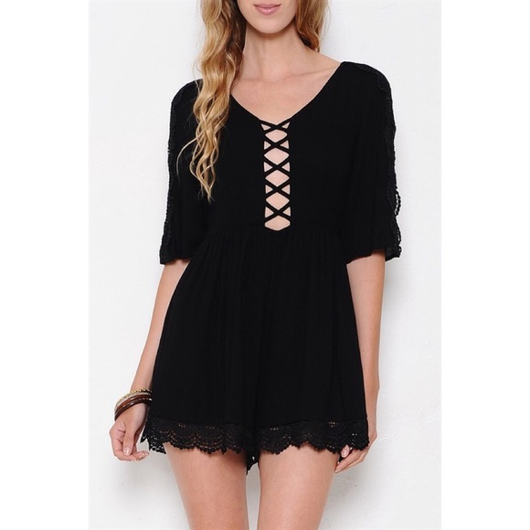 1DAYSALE Lace Hem Cut Out Plunge Romper - Picture 4 of 4