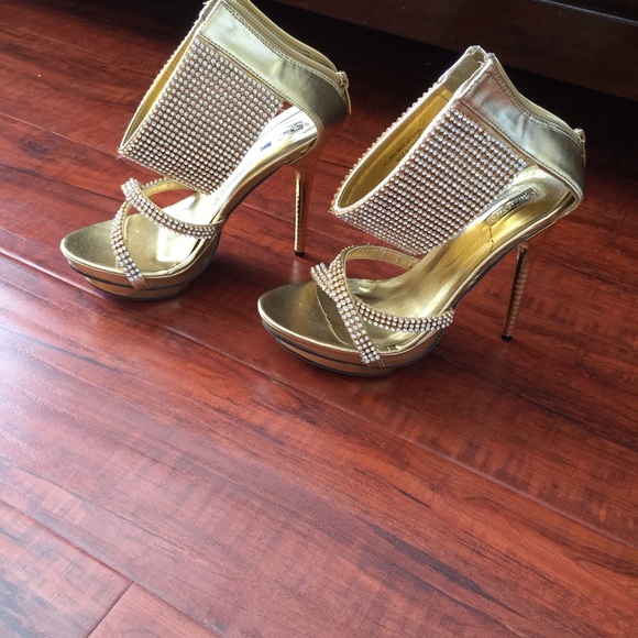 Gorgeous heels - Picture 3 of 3