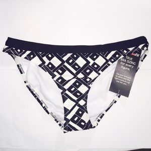 NWT Black & White Printed Bathing Suit Bottom