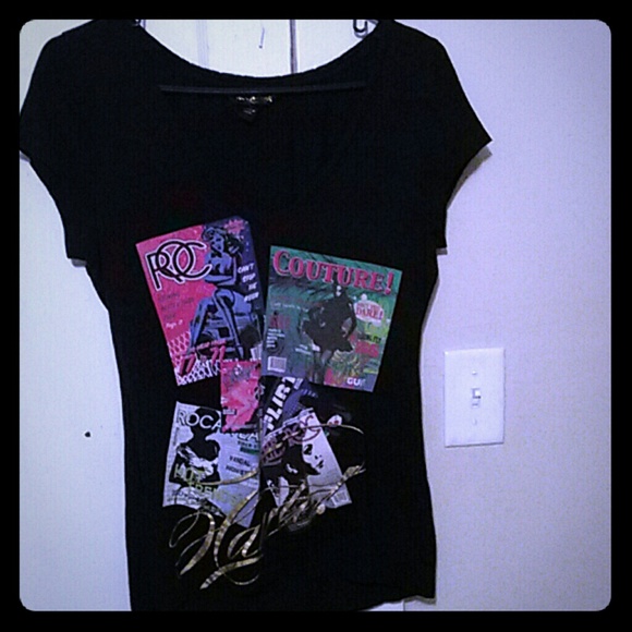 Black v-neck shirt Rocawear