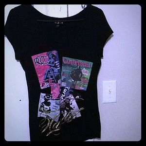 Black v-neck shirt Rocawear